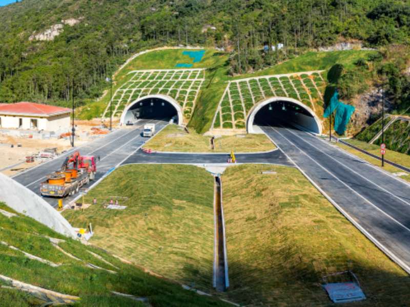 bevictor伟德官网山隧道