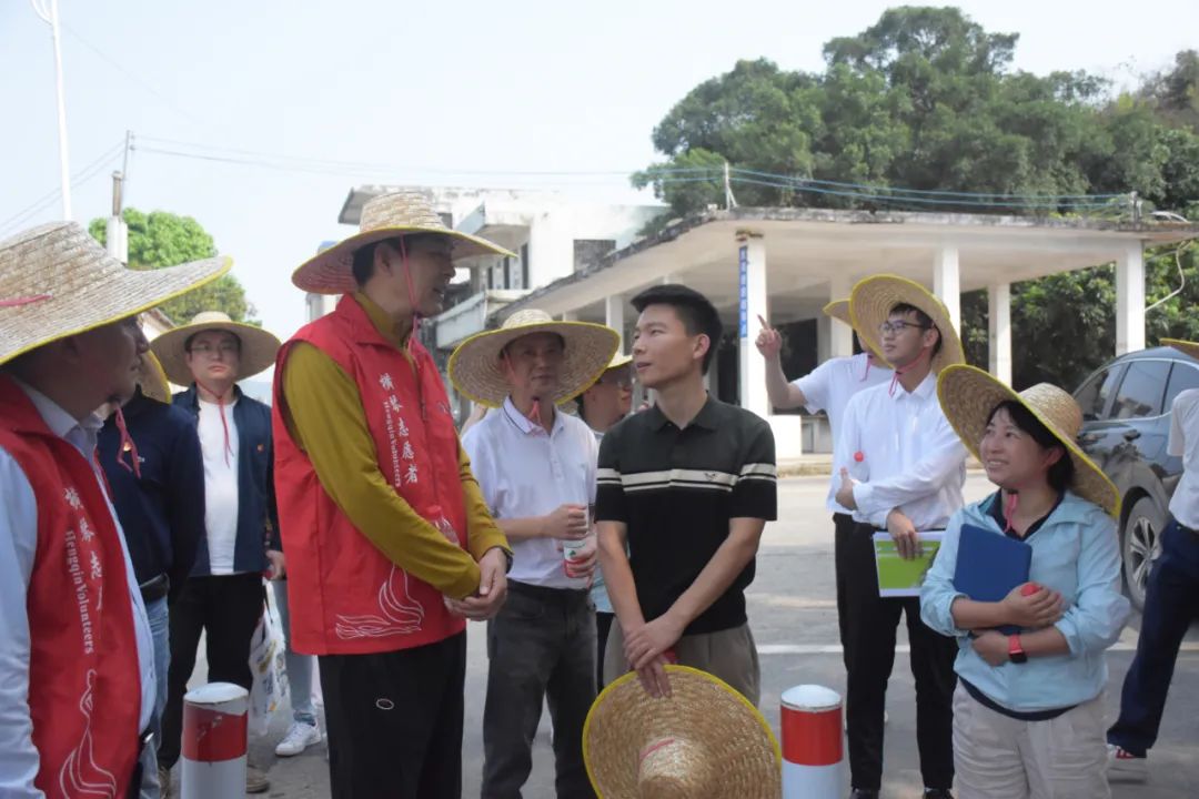 bevictor伟德官网集团党委组织下属党组织开展义务植树活动